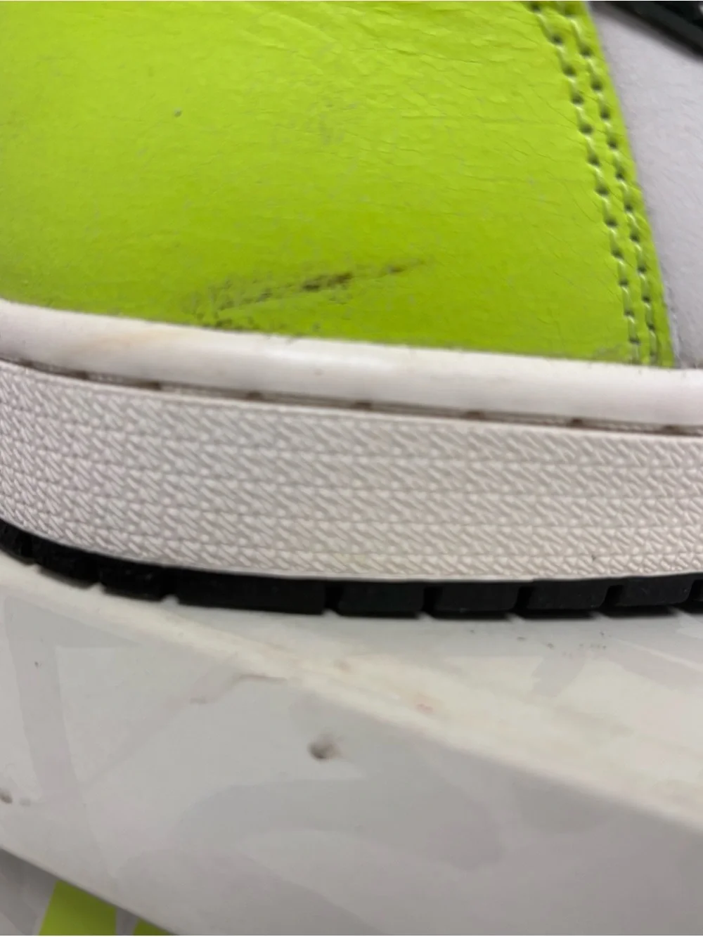 Nike Air Jordan 1 Retro High OG Volt Visionaire Leather Sneaker in Neon Green